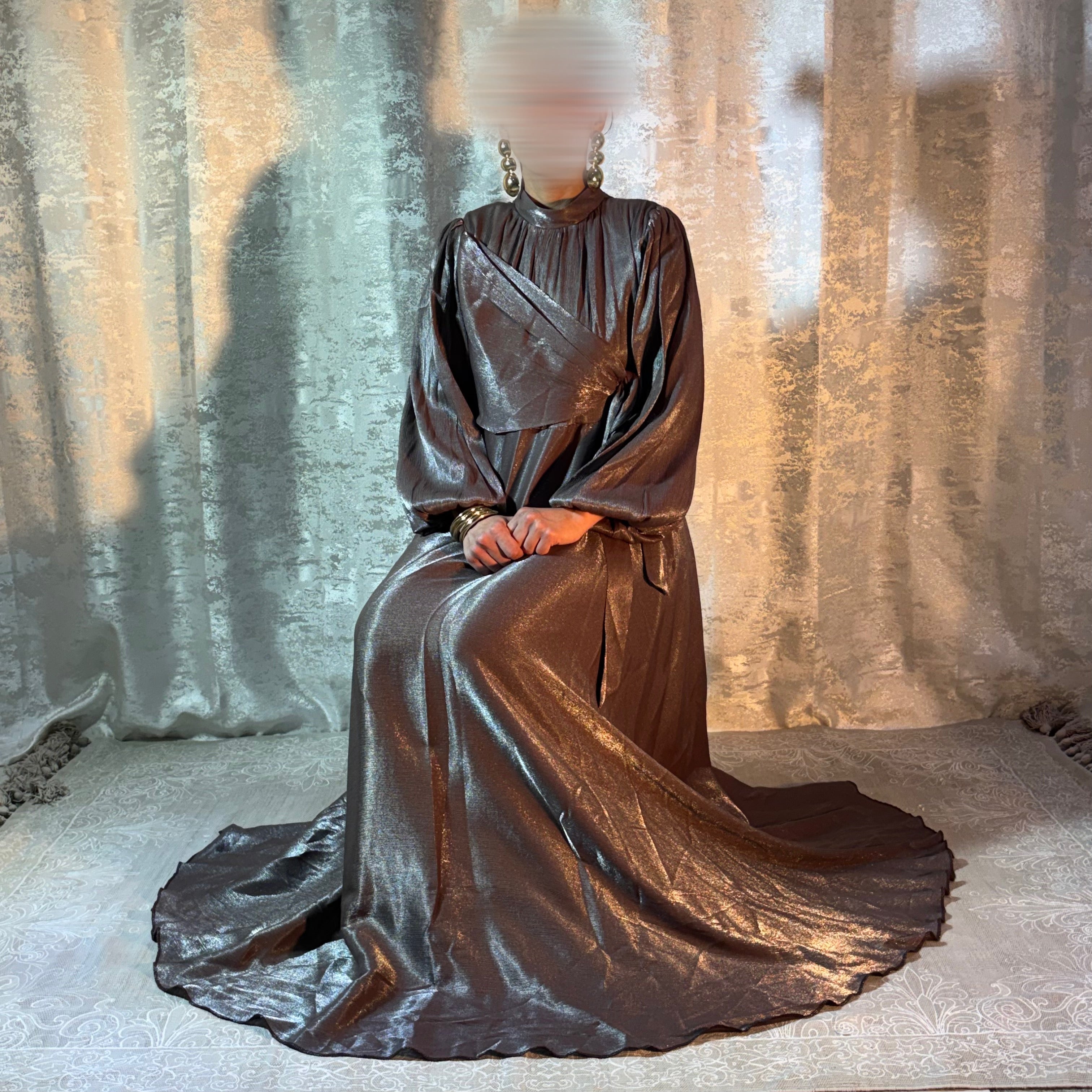 Robe Longue Satinée Bronze – Elmastora