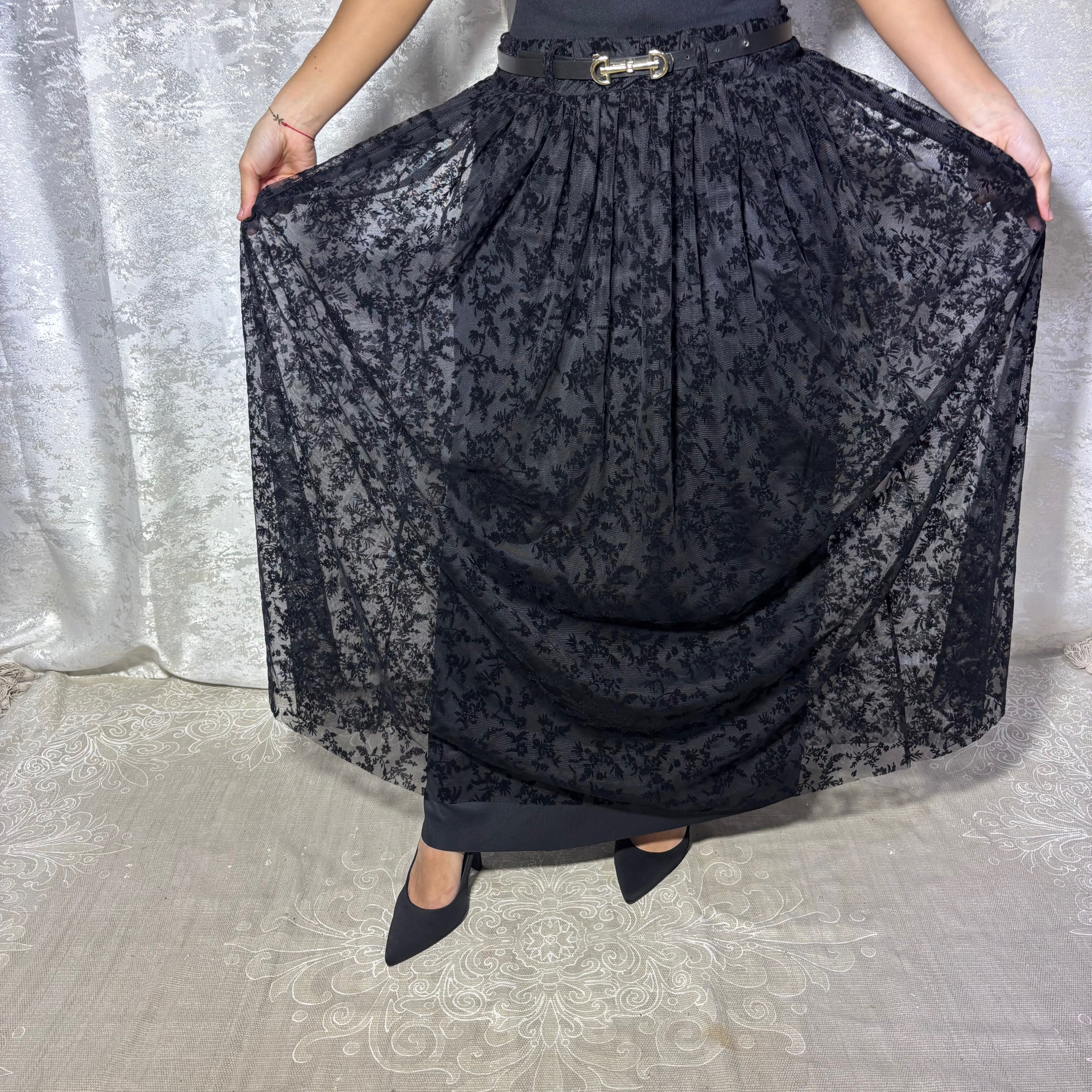 Jupe Noire Fleur ~ Elmastora