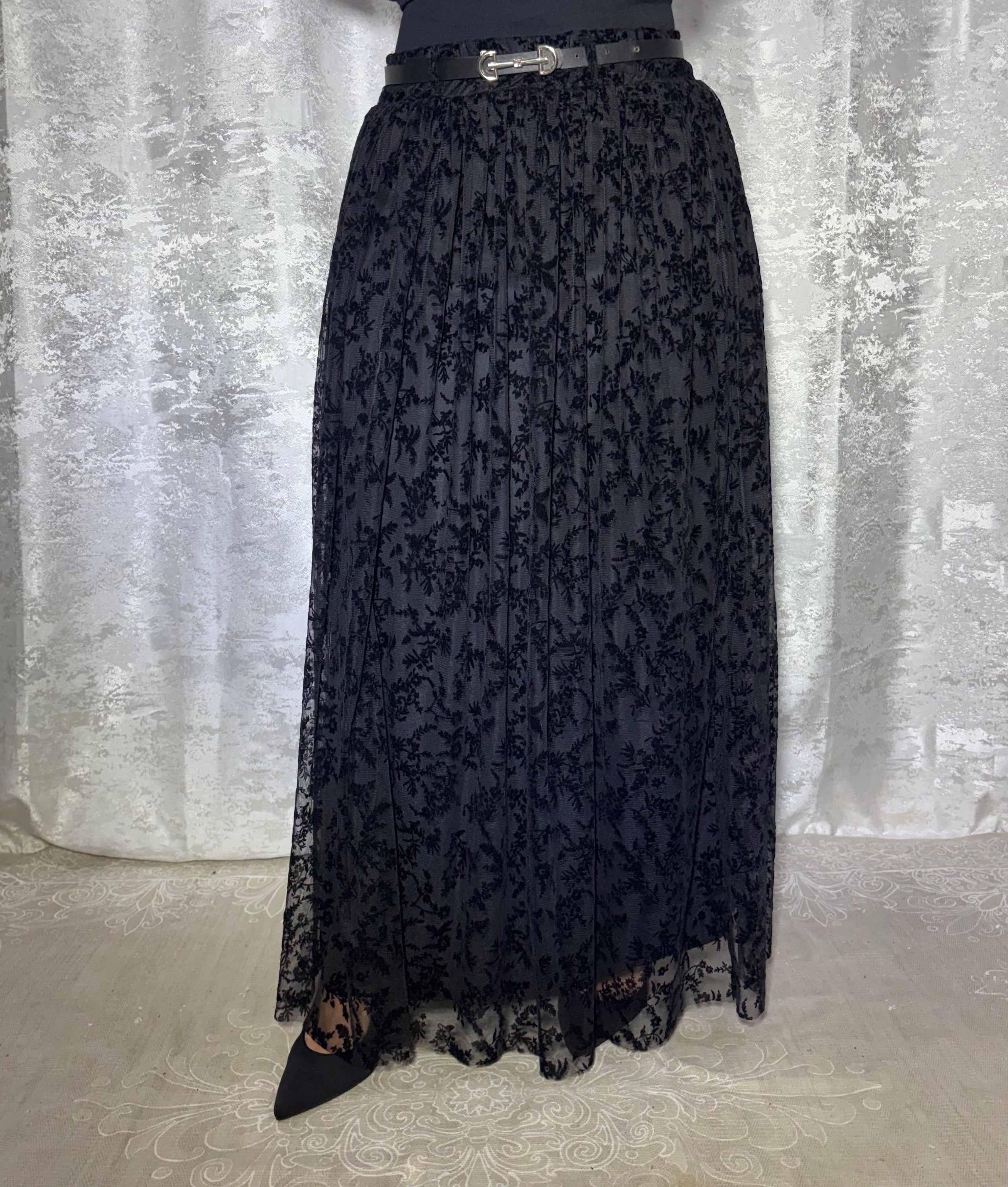 Jupe Noire Fleur ~ Elmastora